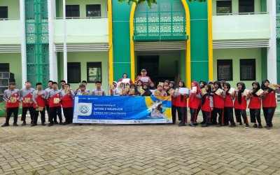 MTsN 2 Nganjuk Terima Penghargaan atas Dedikasi dan Partisipasi dalam Gerakan Menulis Buku Nasional (GSMB Nasional)